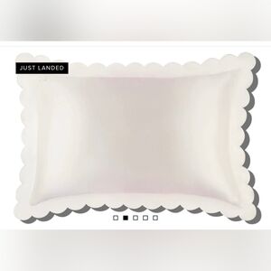Slip Silk - White Scalloped Edge - Queen